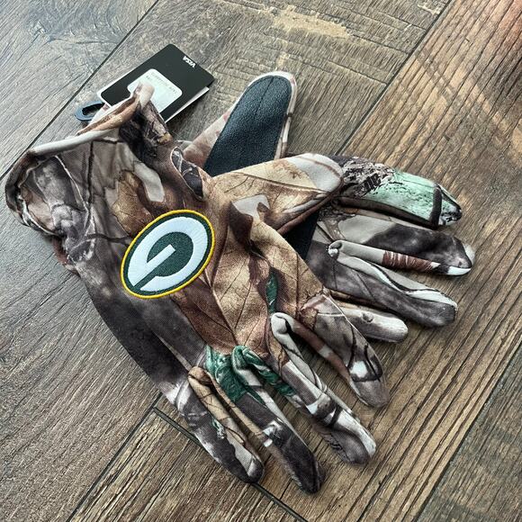 Packers NFL Realtree CAMO Fleece Gloves NWT Forty Seven Brand Size MENs - Picture 1 of 6